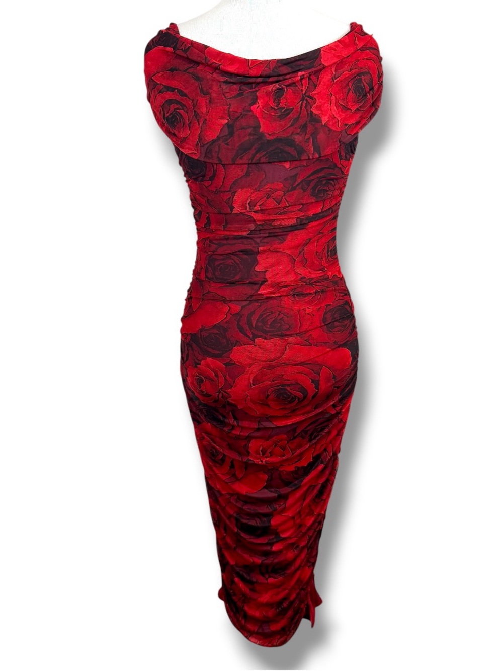 B. Darlin Red Black Rose Bodycon Midi Dress Medium Off Shoulder Floral Cocktail